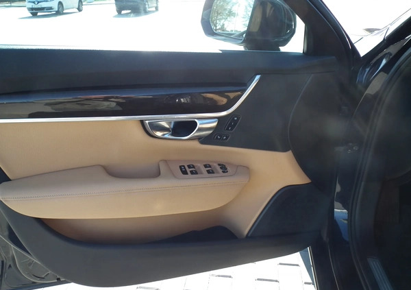Volvo S90 cena 117900 przebieg: 89000, rok produkcji 2017 z Janowiec Wielkopolski małe 137